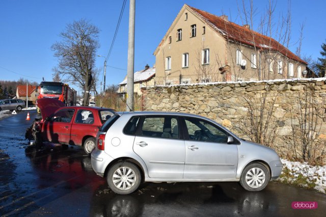 Zderzenie nissana i volkswagena w Ostroszowicach