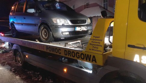 Kierowca opla zatrzymany w Ostroszowicach