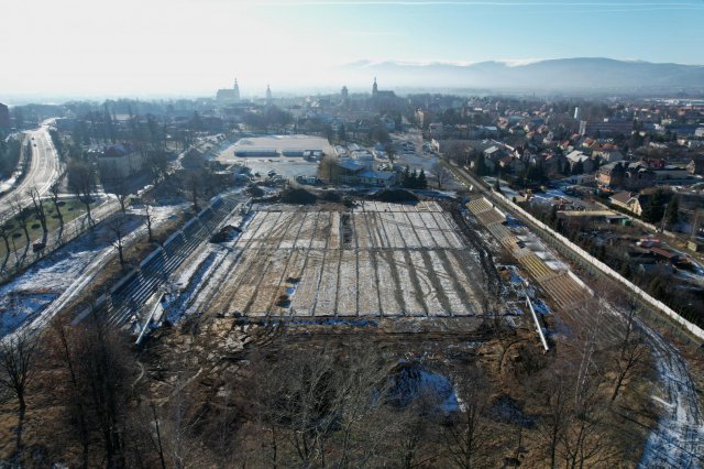 Przebudowa stadionu w Dzierżoniowie z lotu ptaka