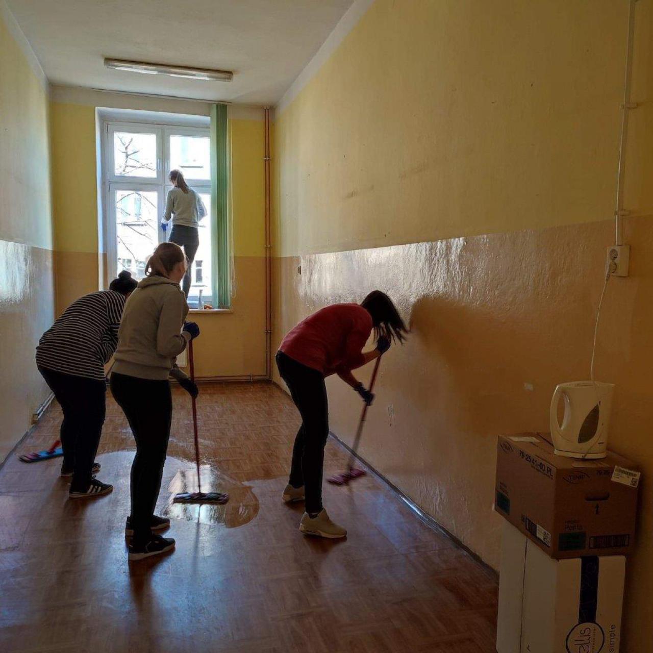 Piława Górna: budynek dawnego gimnazjum dla uchodzców z Ukrainy