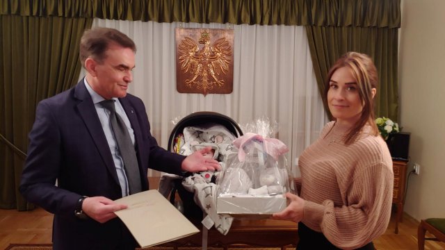 Łagiewniki: wyprawki dla nowo narodzonych dzieci 