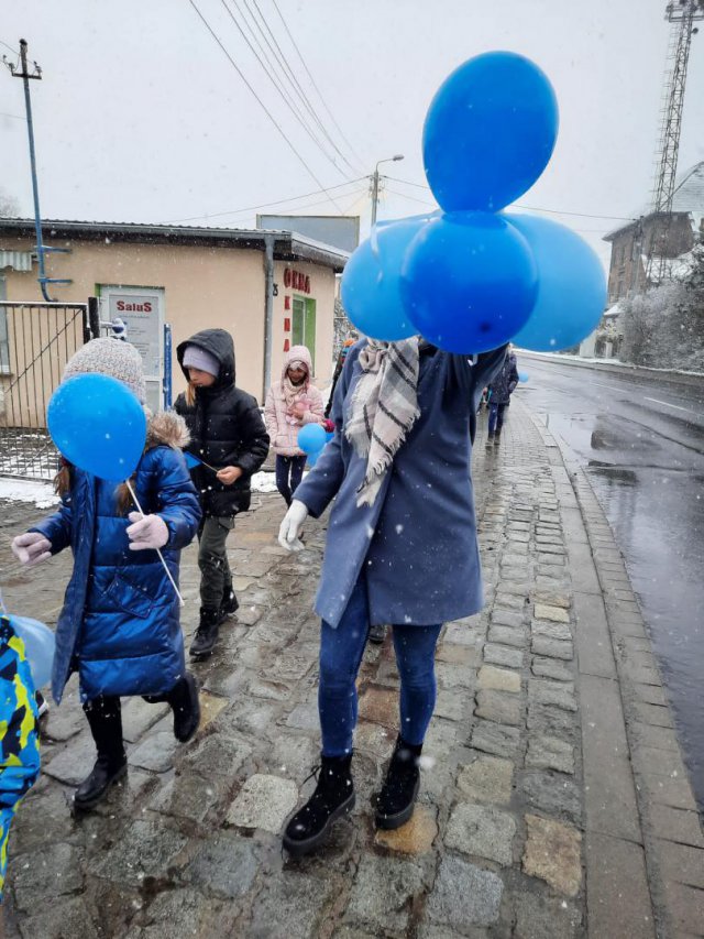 Pochód wsparcia z okazji Światowego Dnia Świadomości Autyzmu