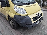 Zderzenie mazdy z peugeotem