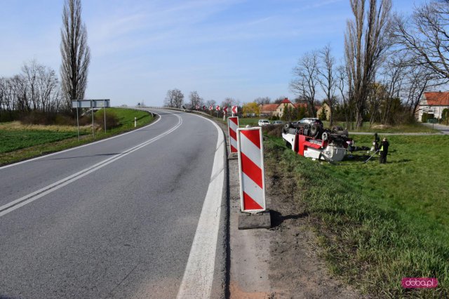 Zderzenie trzech pojazdów na ósemce