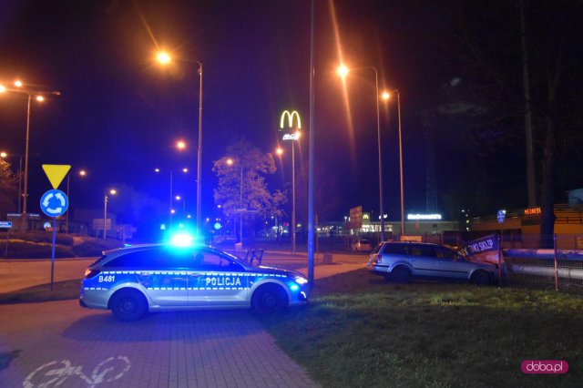 Volkswagenem wjechał w ogrodzenie