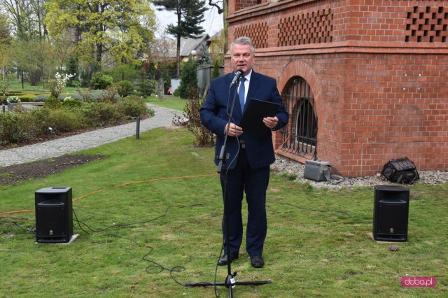 Otwarto park lapidarium przy Muzeum Miejskim Dzierżoniowa