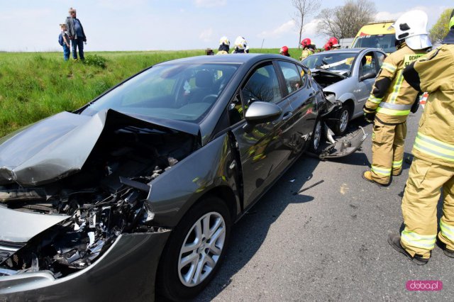 Zderzenie trzech pojazdów w Siodle Gumińskim