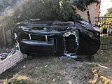 [FOTO] Kierowca mazdy wjechał w budynek
