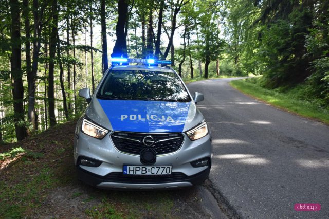 Pożar auta w okolicy Przełęczy Jugowskiej