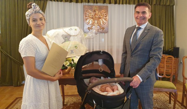 Wyprawki dla nowo narodzonych dzieci w gminie Łagiewniki