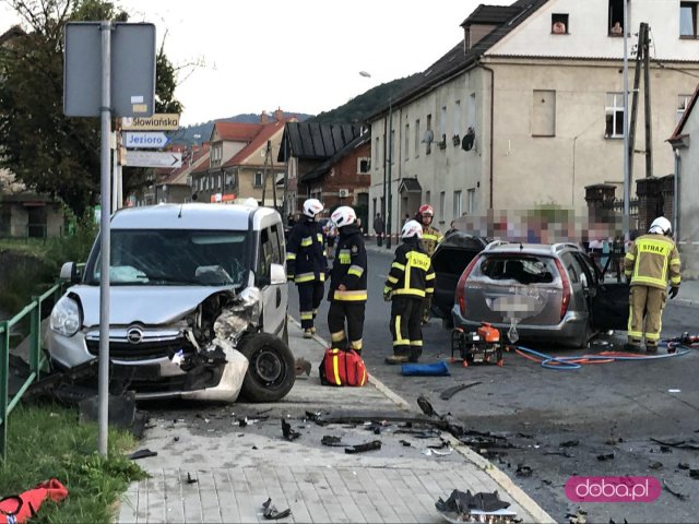 Wypadek na ulicy Waryńskiego w Bielawie 