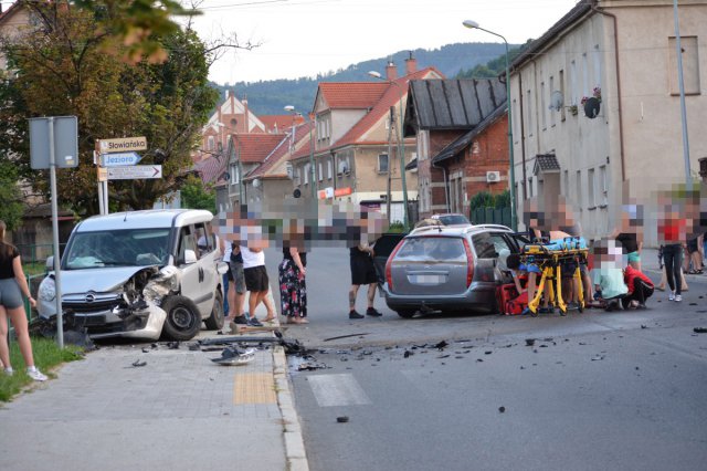 Wypadek na ulicy Waryńskiego w Bielawie 