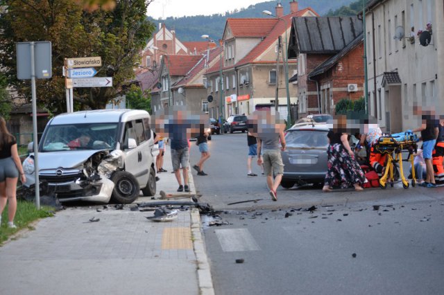 Wypadek na ulicy Waryńskiego w Bielawie 