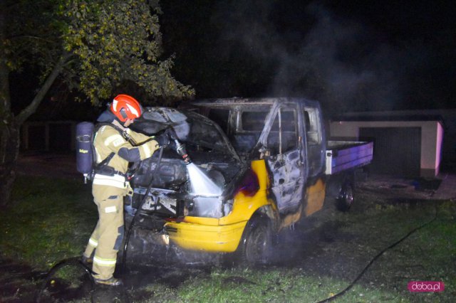 Pożar dostawczaka w Dzierżoniowie