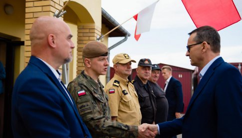 W Święto Wojska Polskiego premier Mateusz Morawiecki spotkał się z dolnośląskimi Terytorialsami