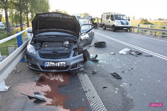 Zderzenie czterech pojazdów na ósemce w powiecie dzierżoniowskim