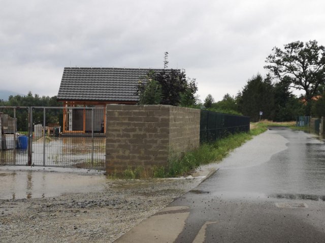 Droga na Świdnicę zamknięta