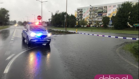 Policjanci natychmiast reagowali na skutki gwałtownych opadów deszczu