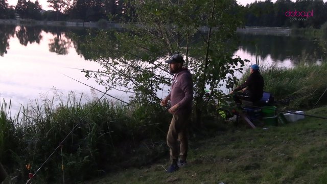 Nocne Charytatywne Zawody Wędkarskie w Owieśnie