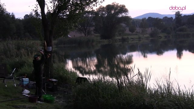 Nocne Charytatywne Zawody Wędkarskie w Owieśnie