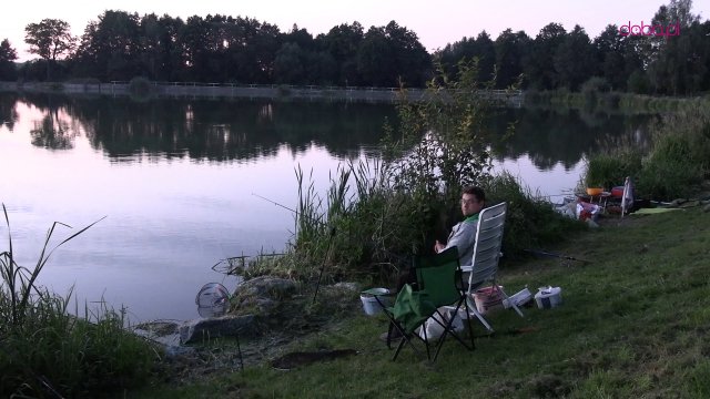 Nocne Charytatywne Zawody Wędkarskie w Owieśnie
