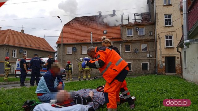 Pożar domu przy ul. Nowowiejskiej w Dzierżoniowie