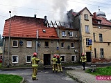 Pożar domu przy ul. Nowowiejskiej w Dzierżoniowie