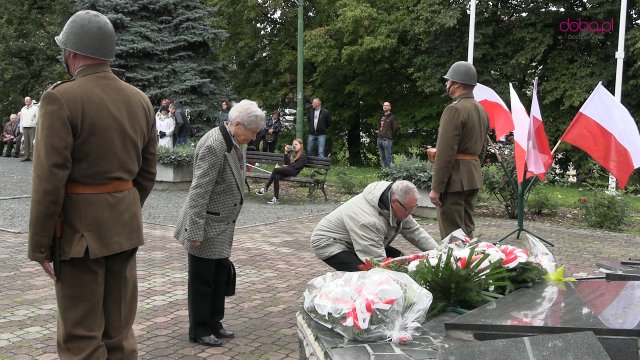 Upamiętnili 83. rocznicę napaści Związku Radzieckiego na Polskę w Dzierżoniowie