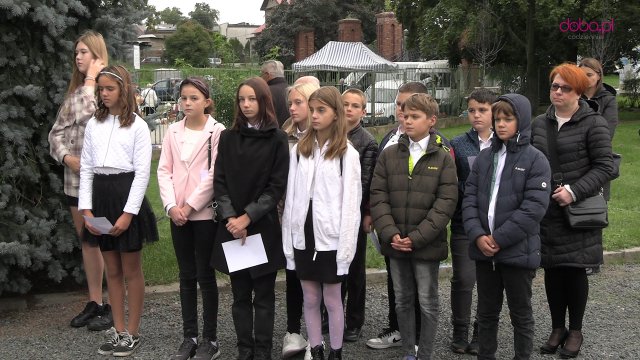 Upamiętnili 83. rocznicę napaści Związku Radzieckiego na Polskę w Dzierżoniowie