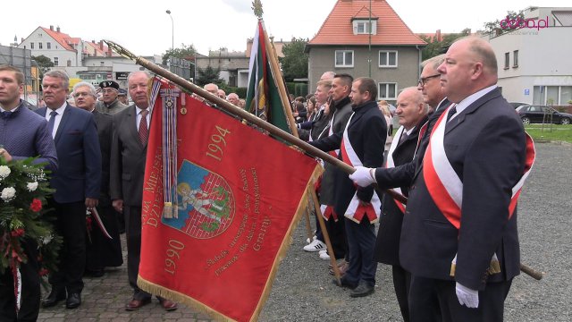 Upamiętnili 83. rocznicę napaści Związku Radzieckiego na Polskę w Dzierżoniowie