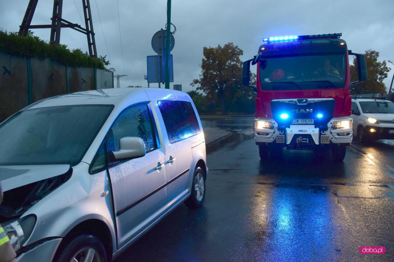 Zderzenie trzech aut w Dzierżoniowie