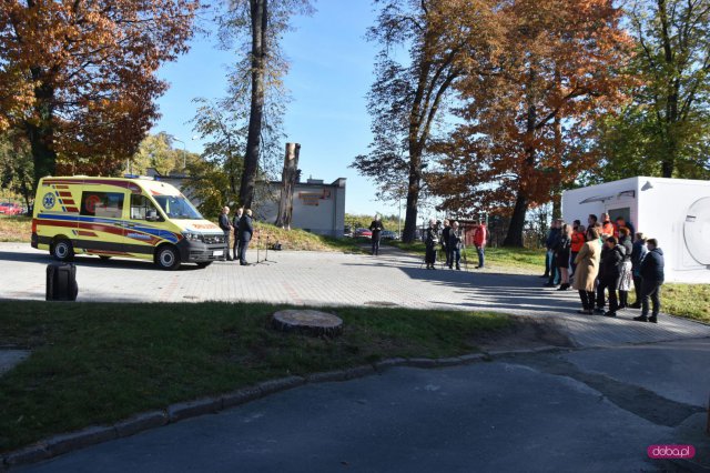 Nowy ambulans w Szpitalu Powiatowym w Dzierżoniowie
