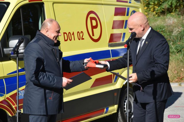 Nowy ambulans w Szpitalu Powiatowym w Dzierżoniowie