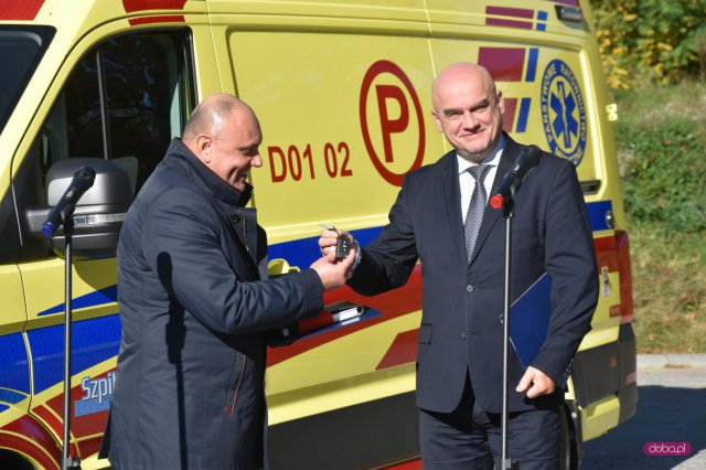 Nowy ambulans w Szpitalu Powiatowym w Dzierżoniowie