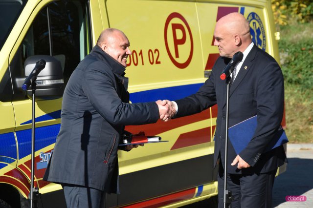 Nowy ambulans w Szpitalu Powiatowym w Dzierżoniowie