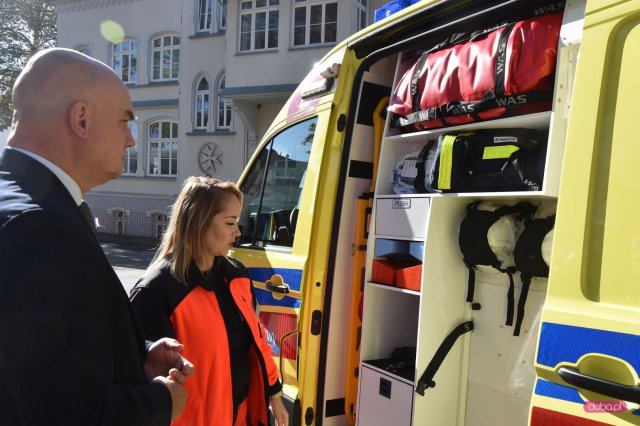 Nowy ambulans w Szpitalu Powiatowym w Dzierżoniowie