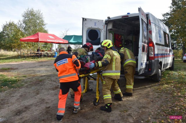 Ćwiczenia straży pożarnej w powiecie dzierżoniowskim