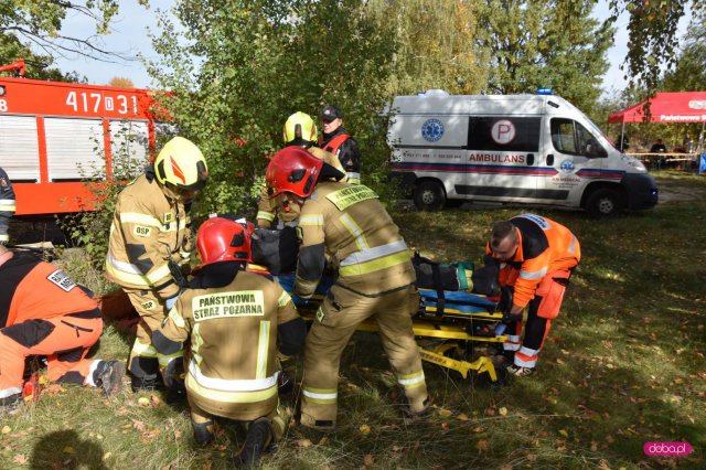 Ćwiczenia straży pożarnej w powiecie dzierżoniowskim