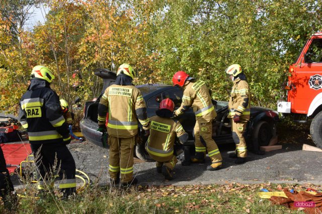 Ćwiczenia straży pożarnej w powiecie dzierżoniowskim