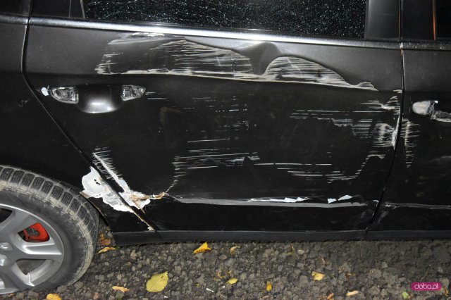 Volkswagenem wjechał w ogrodzenie