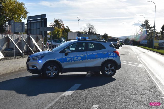 Renault uderzyło w latarnię