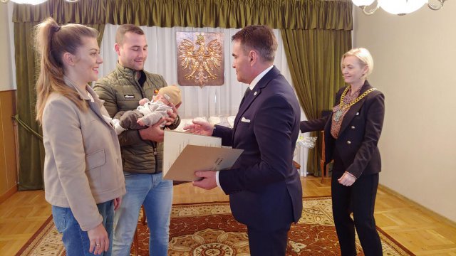 Wyprawki dla nowo narodzonych dzieci w gminie Łagiewniki