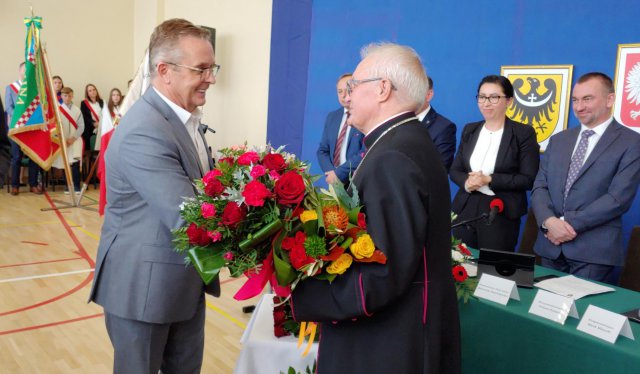 Ks. Stanisław Kucharski Honorowym Obywatelem Gminy Łagiewniki