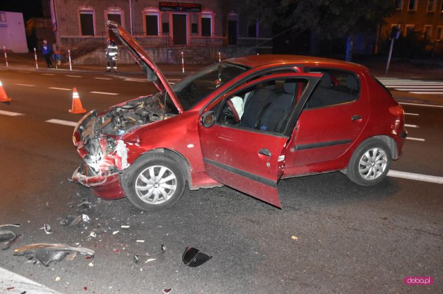 Zderzenie peugeota z motocyklem na ósemce. LPR w akcji!