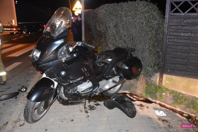 Zderzenie peugeota z motocyklem na ósemce. LPR w akcji!