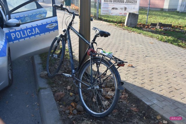 Zderzenie mazdy z rowerzystą w Dzierżoniowie