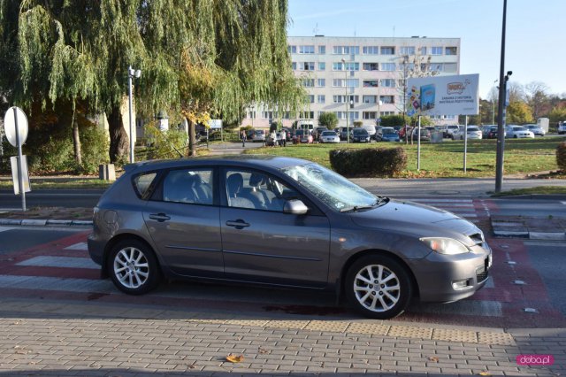 Zderzenie mazdy z rowerzystą w Dzierżoniowie