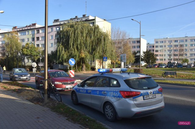 Zderzenie mazdy z rowerzystą w Dzierżoniowie