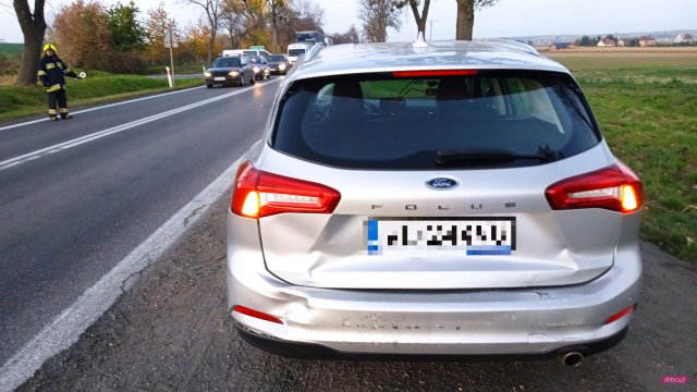 Zderzenie trzech pojazdów na ósemce 