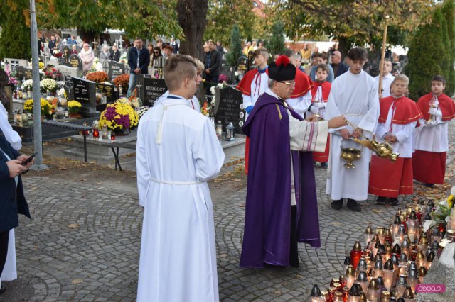 cmentarz w Pieszycach